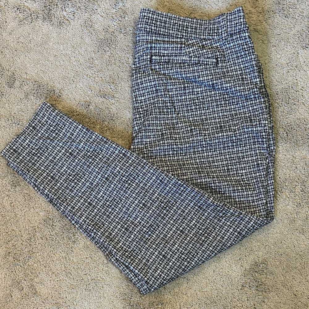 Maurices Houndstooth Patterned Skinny Ankle Pants